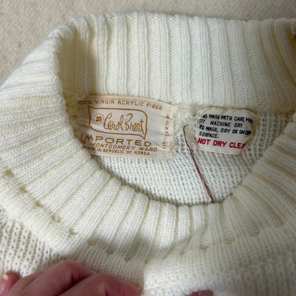 CAROL BRENT Vtg 60-70s ivory Sweater Coat-Bust 42 - Picture 3 of 6